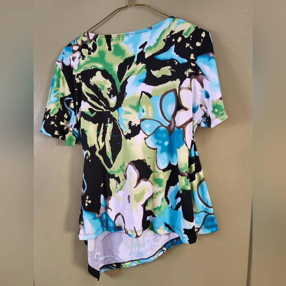 Dressy color block blouse - Picture 2 of 3